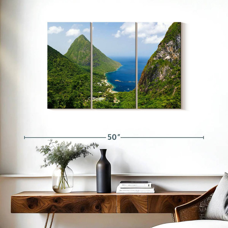 Gillard Piton Mountains, 24" H x 38" W