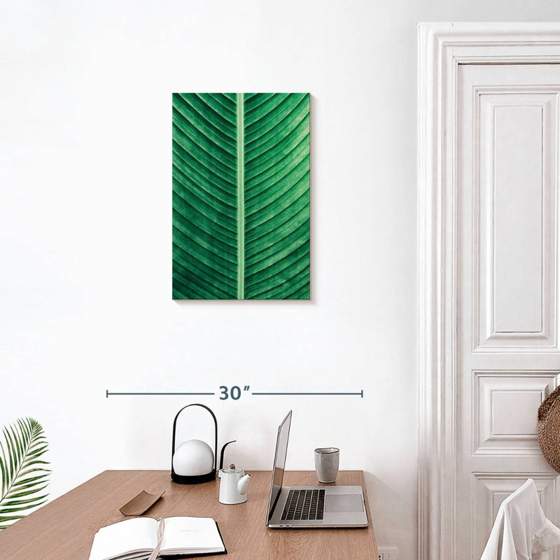 Harnek Green Leaf Lines, 24" H x 16" W
