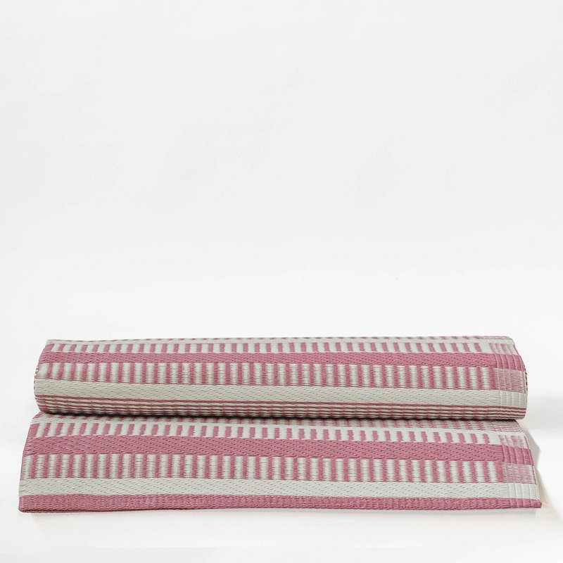 Tapis d'extérieur à motif rose et blanc, Rectangle 7 pi x 5 pi