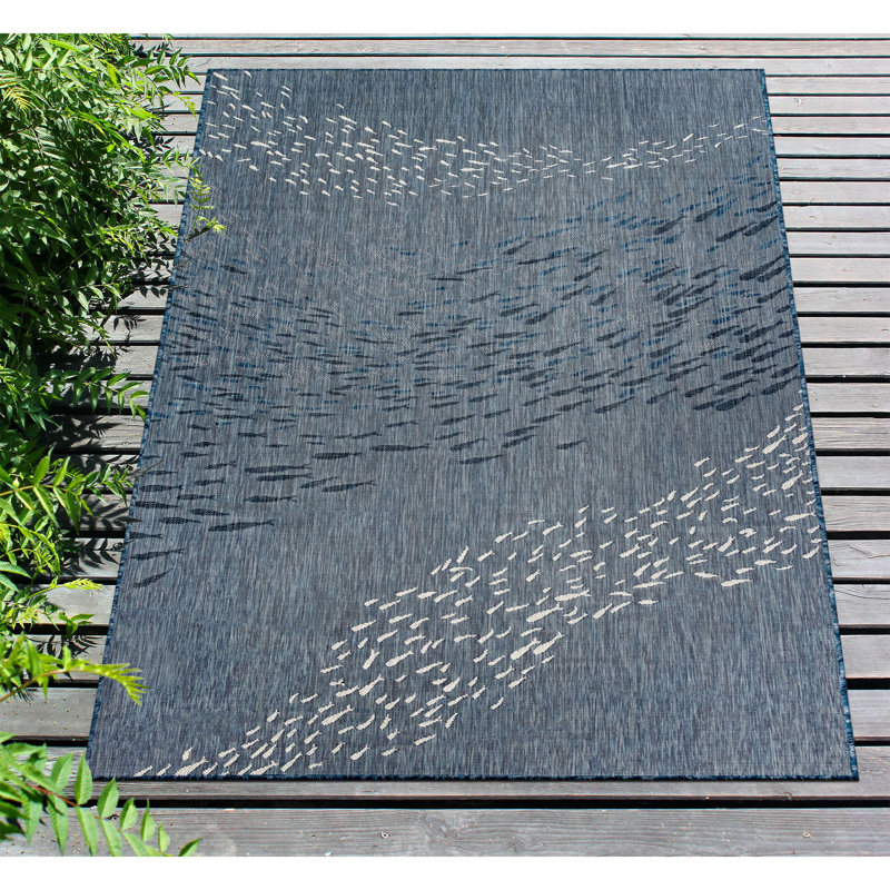 Tapis bleu marine tissé à la machine