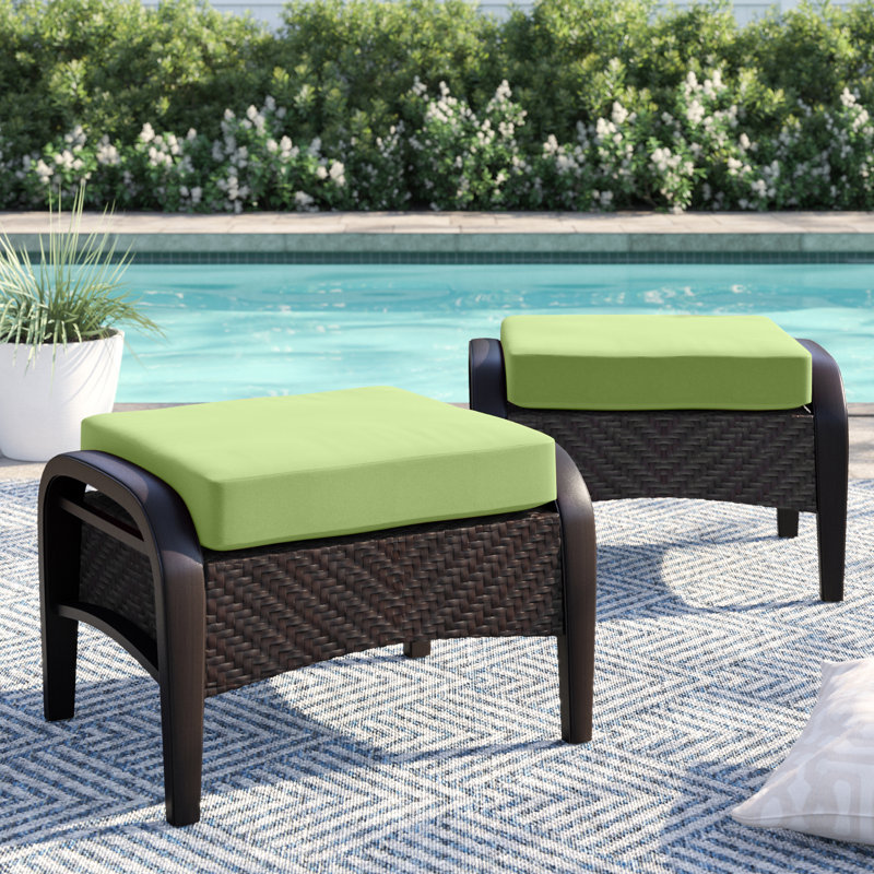 Repose-pieds d'extérieur avec housses de coussin Sunbrella Kechia, Toile Sunbrella® ginkgo