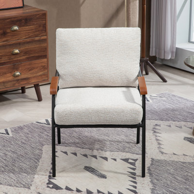 Chaise moderne pour chambre à coucher en beige, avec base en bois naturel et en métal noir, siège rembourré en mousse haute