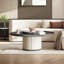 Table basse simple et moderne avec salon