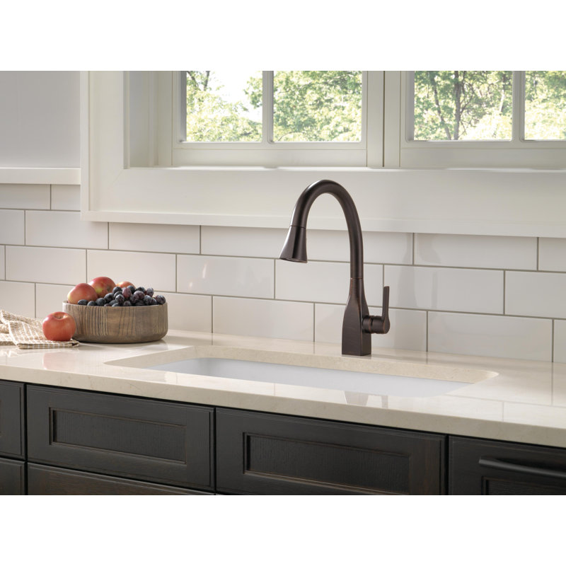 Mateo™ Pull Down Single Handle Kitchen Faucet With Accessories, Venetian Bronze
