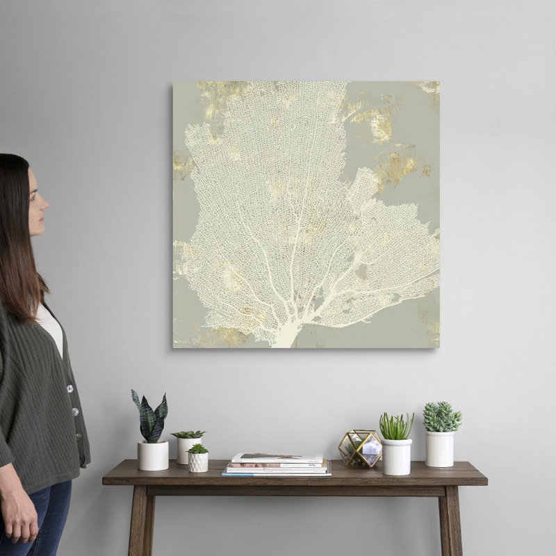 Reproduction d’art sur toile, "Sea Coral I" par Aimee Wilson, H 30 po x l 30 po x P 1,25 po, Toile tendue