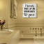 «Never pass up an opportunity toilette humour» par Daphne Polselli - reproduction d'art textuel-944061724-944061726
