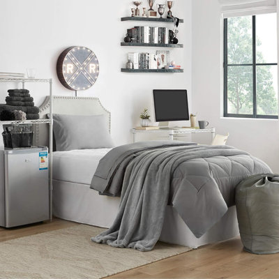 DormCo  8 Piece Freshman College Dorm Bedding Package