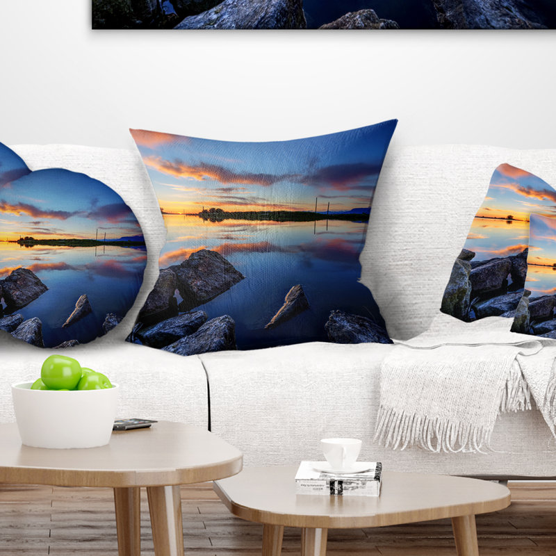 «Beautiful Calm Water and Sunset» - coussin à imprimé paysage, 18" x 18", Coussin décoratif