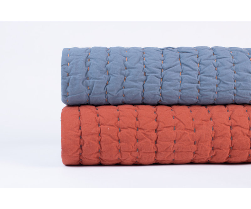 Twain Quilt, Twin Quilt, Brick/Charcoal