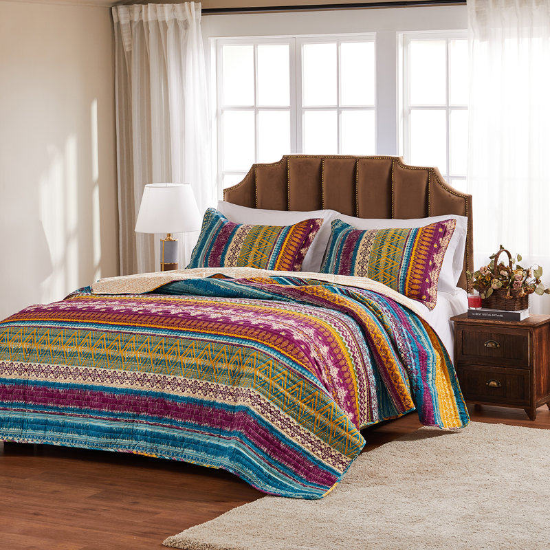King Pink Cotton Reversible Boho-Chic Quilt Set