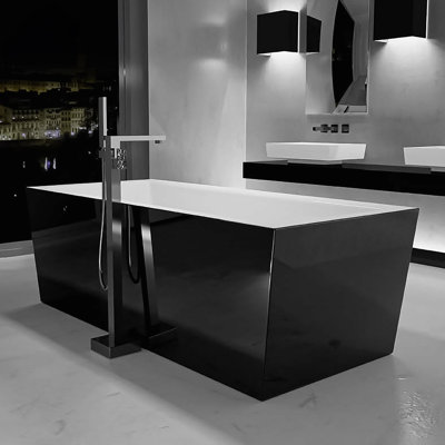 70.09'' x 31.5'' Freestanding Soaking Bi-Mat Bathtub