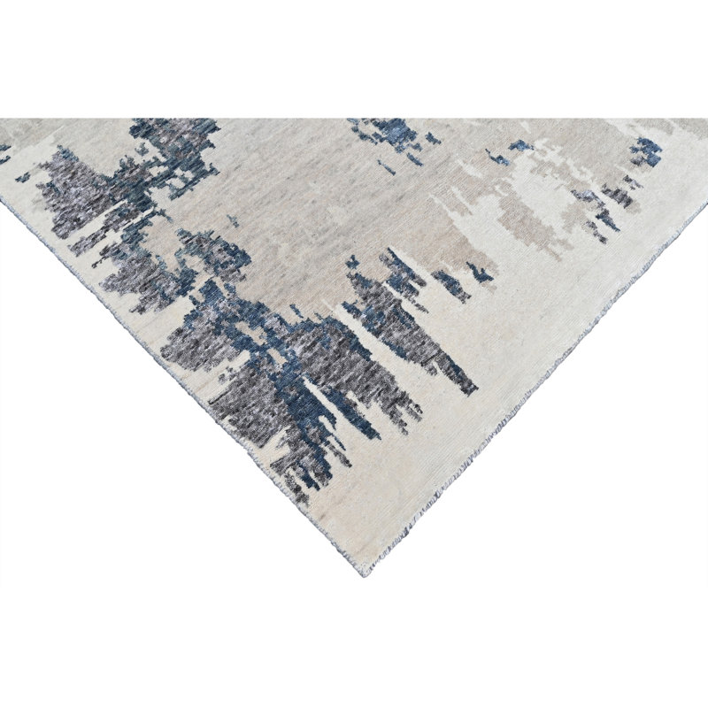 Hand Knotted Wool and Viscose Indoor Rug, Rectangle 5' x 8'