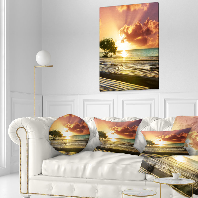 Coussin Boardwalk on Beach Under Cloudy Sky, Rectangle 12" x 20"