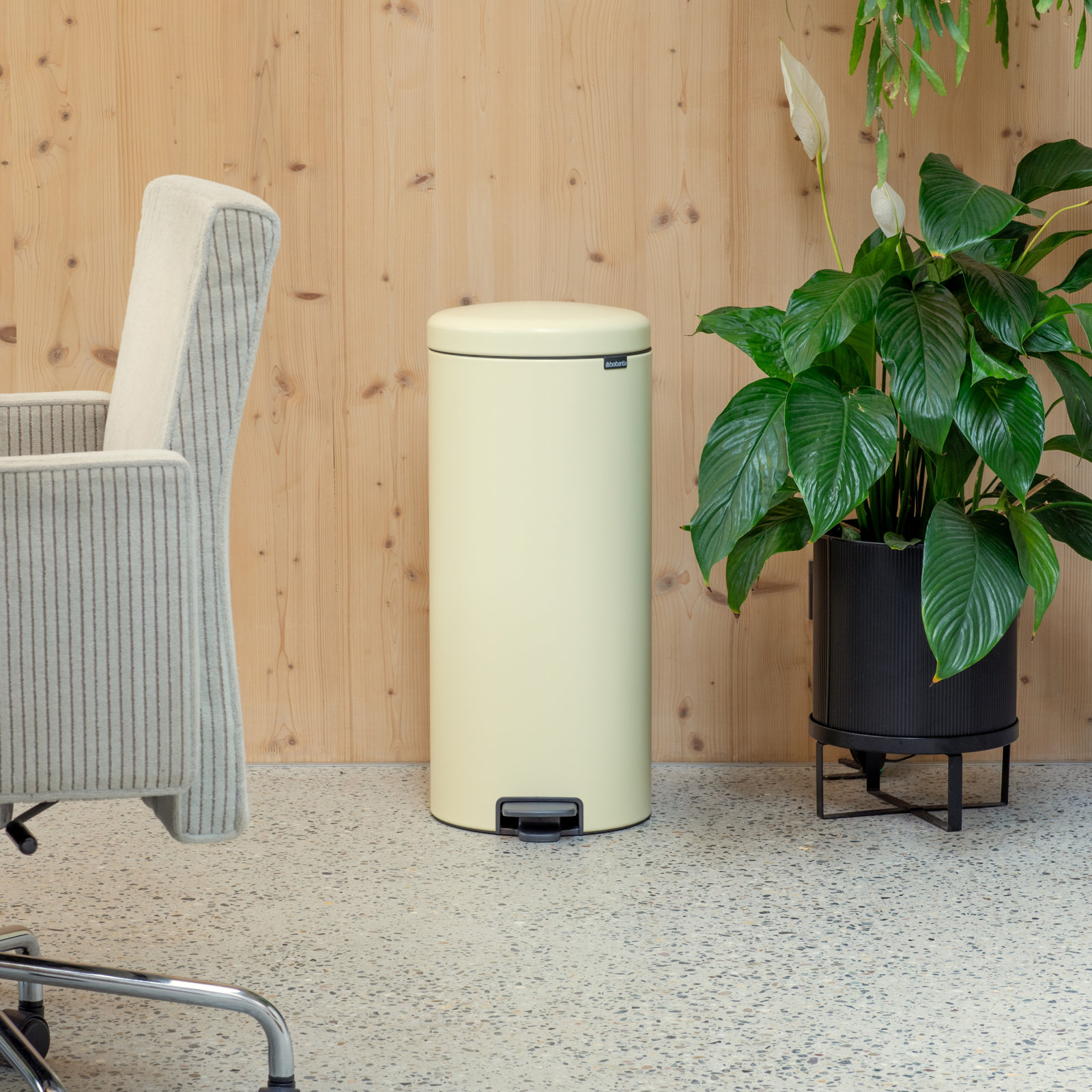 Brabantia Newicon 8gal Step-On Trash Can, Mellow Yellow