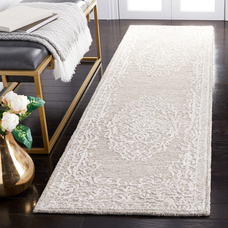 Precious Hand Tufted Wool/Bamboo Silk/Cotton with Cotton Backing Oriental Rug in Beige/Ivory, Runner 2'3" x 8'