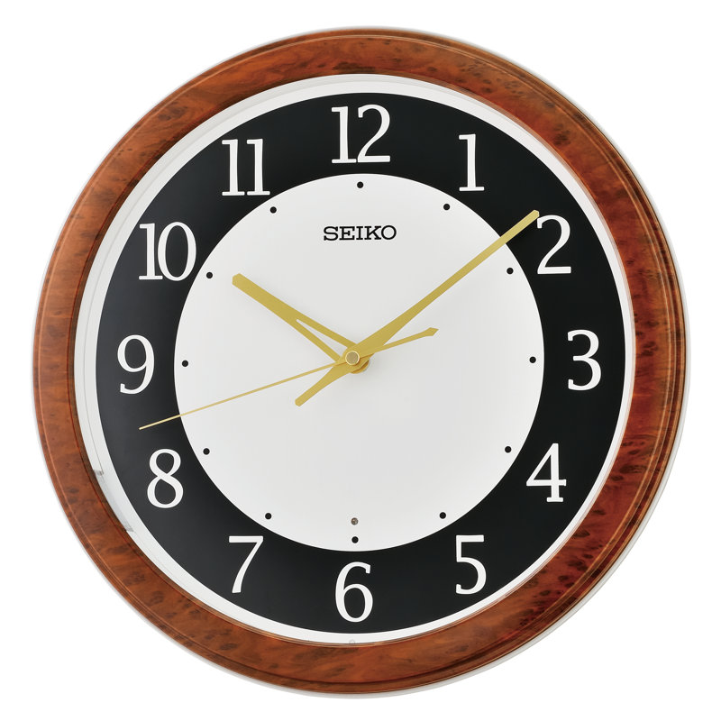 QXA788ZLH Wall Clock, Brown