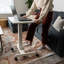 Montez-le! Bureau réglable réglable pour ordinateur portable avec roulettes, chariot de poste de travail mobile avec ressort