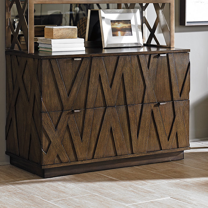 Cross Effect Chest