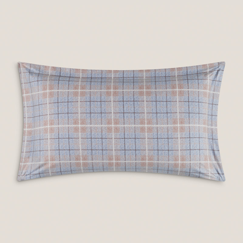 Snowy pillowcase