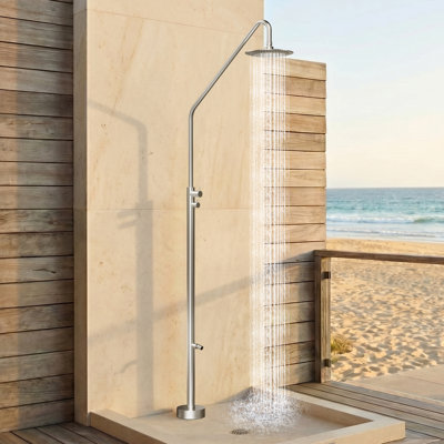 Douche d'extérieur autoportante 91,34 po H, acier inoxydable 316, finition brossée, pomme de douche à pluie et lavage des pieds