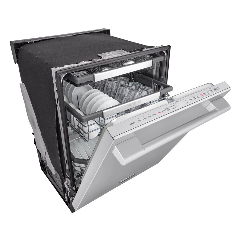 24" Professional Dishwasher with PowerSteam® and QuadWash™