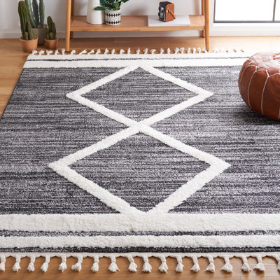 Jeanean Tassel Shag Performance Argyle Rug
