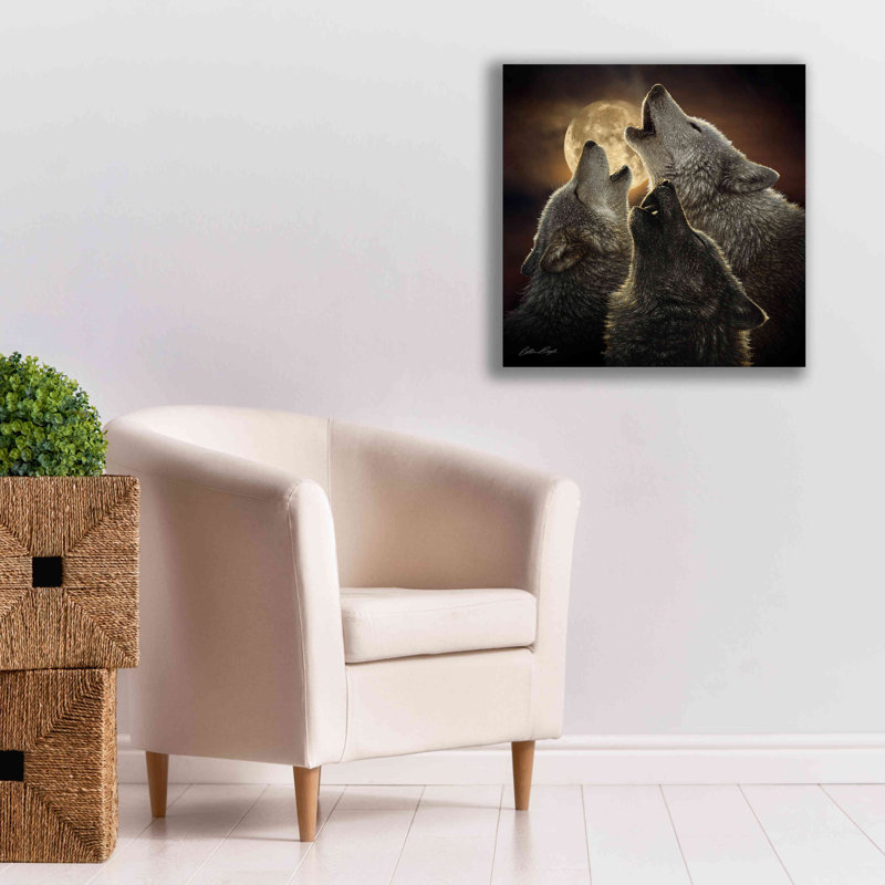 «Wolf Trinity» par Collin Bogle, art mural sur toile, H 26 po x l 26 po x P 1,5 po