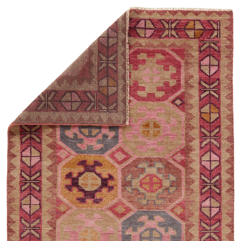 Wool Oriental Area Rug in Cream/Red, Rectangle 8' x 10'