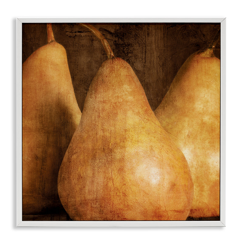 «Rustic Vintage Pears», art de la giclée encadrée par Caroline Kelly, Estampe numérique encadrée blanc bord de mer