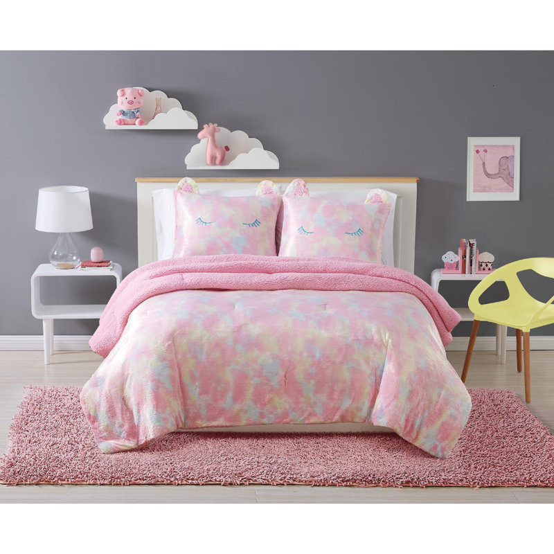3 - Piece Comforter Set, Full/Queen Comforter + 2 Shams