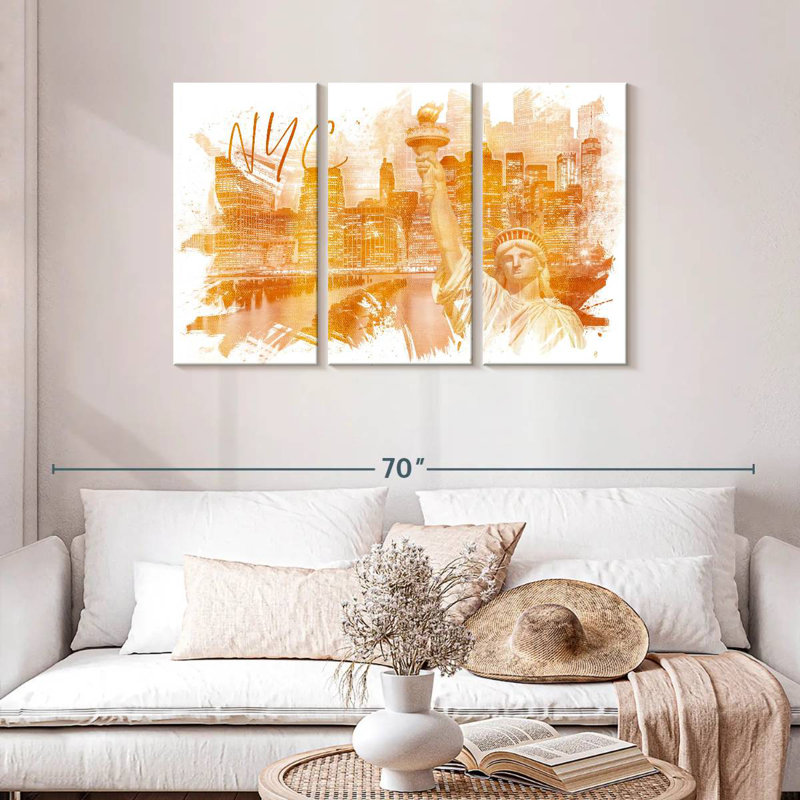 Aime Manhattan Collage Golden, 28" H x 45" W