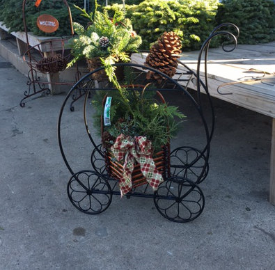 Braewyn Metal Plant Stand