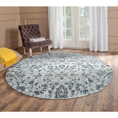 Honig Traditional Floral Low Pile Performance Area Rug