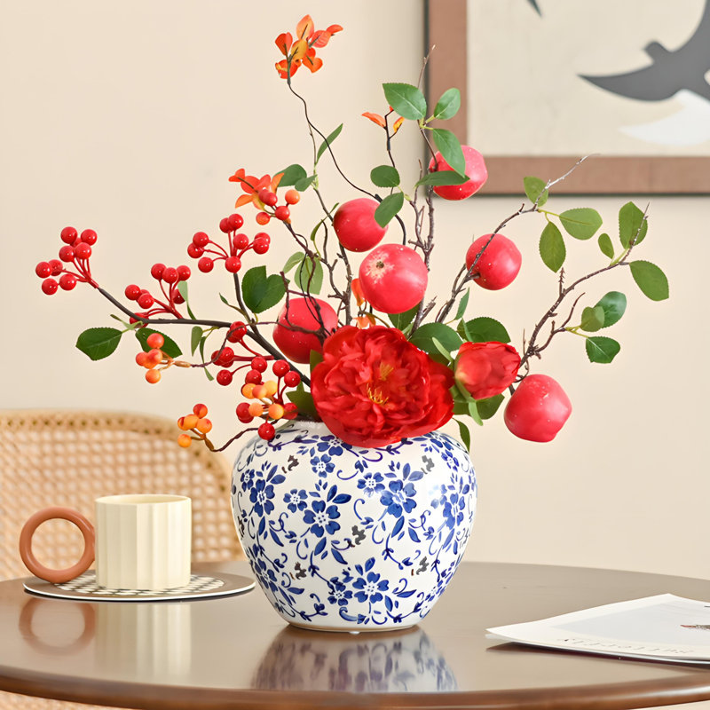 Ornements de fleurs simulées