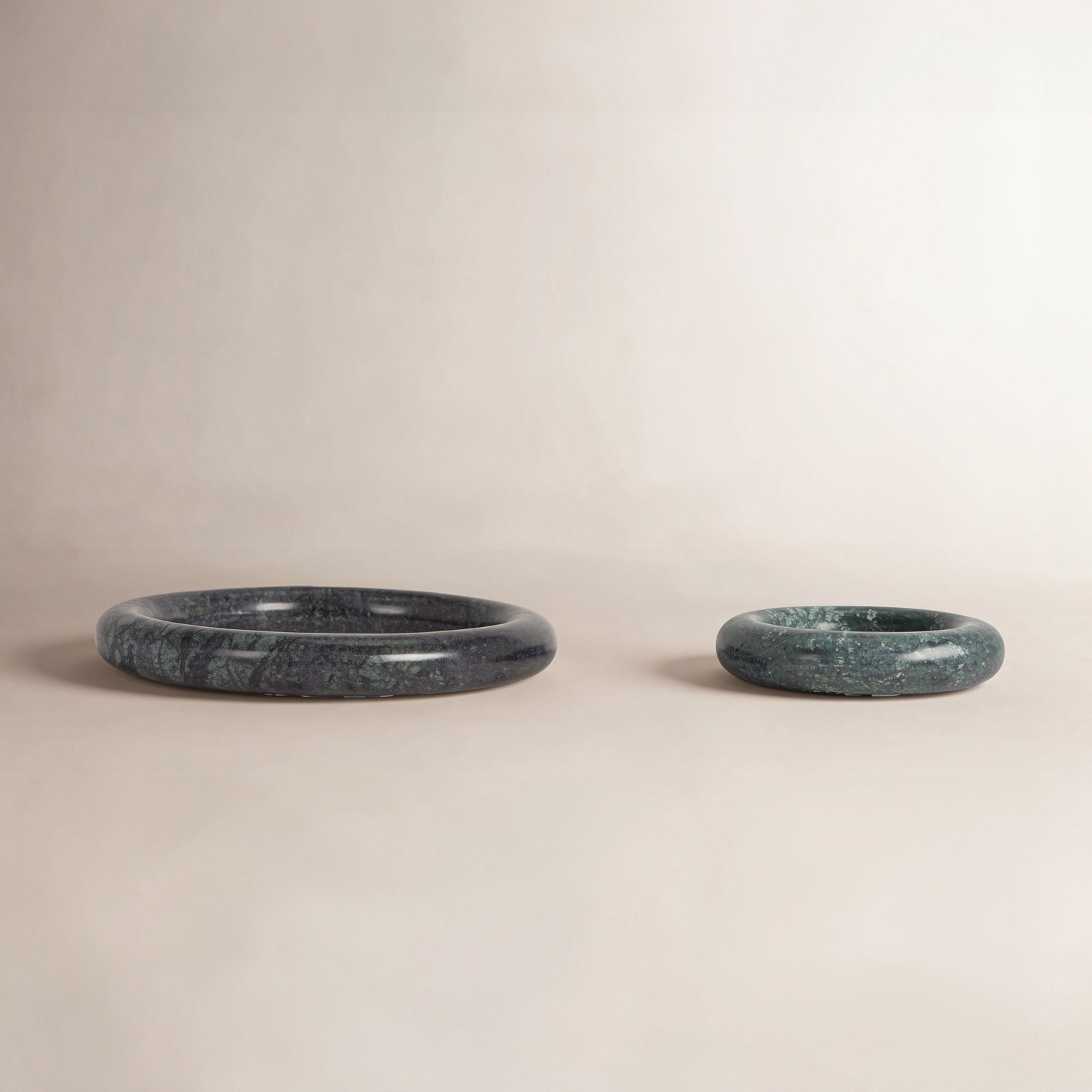 Marble Round 2 Piece Trivet Set, Green
