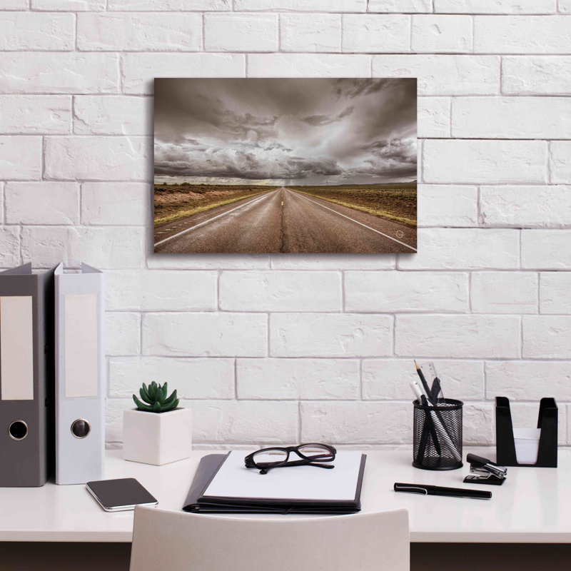 «Into The Storm» par Nathan Larson, art mural sur toile, H 12 po x l 18 po x P 0,75 po
