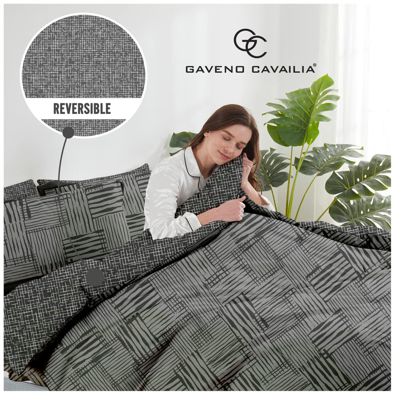 UK Geometric Duvet Cover with Pillowcases - Polycotton Fabric Bedding Set - Available in Single Double King, Double