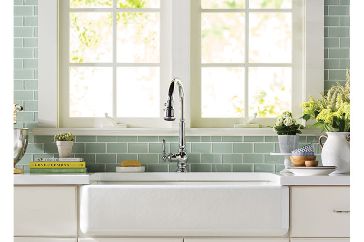 Farmhouse sink