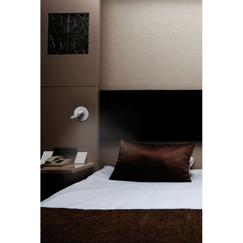 Swing Arm Wall Light