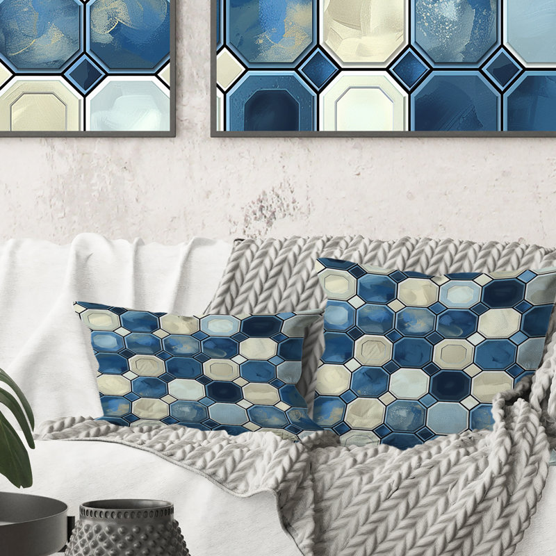Imprimé hexagonal bleu et blanc I - Coussin moderne, H 18 po x l 18 po