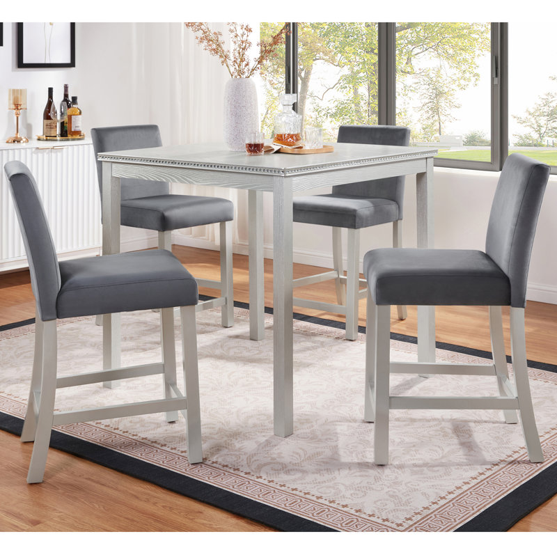 Ensemble de table de salle à manger 5 pièces Glam avec table en bois et chaises rembourrées