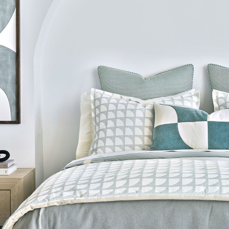Simon Geometric Cotton Bed Runner, Twin