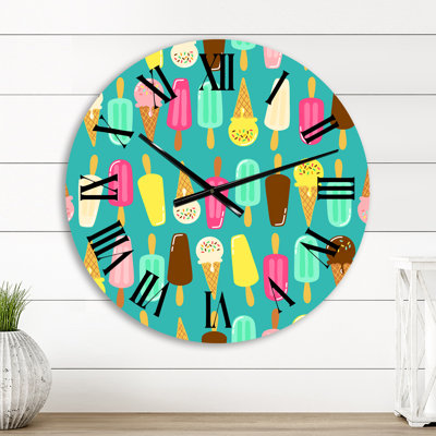 Horloge murale en forme de cornets de glace