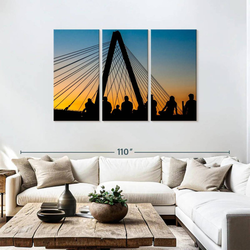 Silhouette du pont Bond, H 48 po x l 74 po