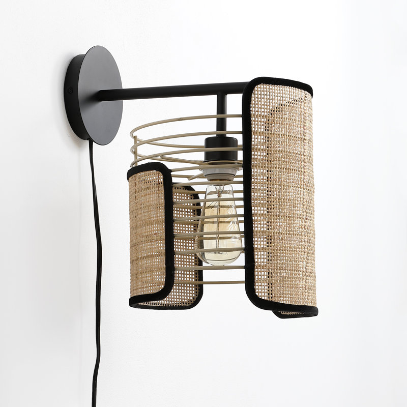 Plug-in Armed Sconce