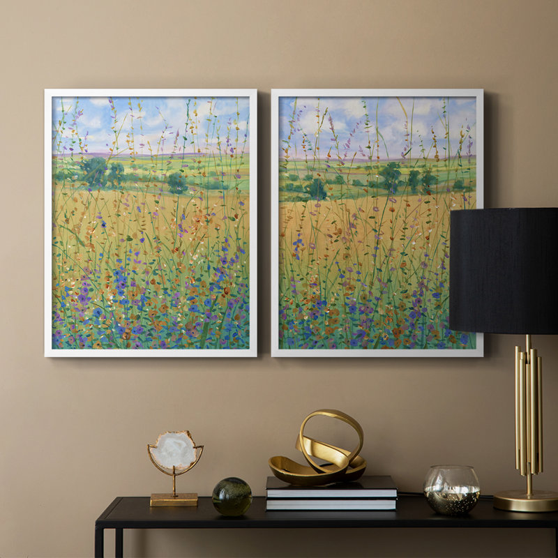 «Wildflower Path I», reproduction encadrée de qualité supérieure - prête à être accrochée - aucun clou requis - aucun clou requis