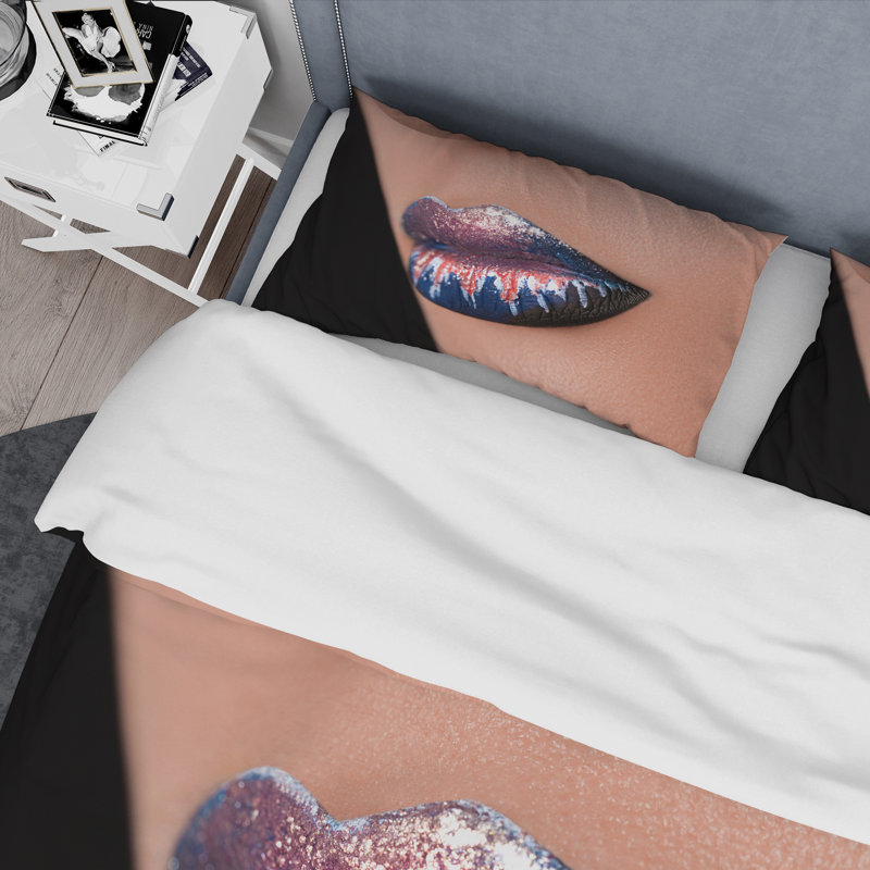 Creative and Fashion Make Up On Woman Lips - Ensemble de housse de couette moderne - Microfibre de polyester