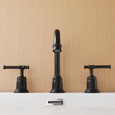 7.67" Traditional Widespread Bathroom Sink Faucet, 3 Hole 2-Handle Swivel Spout With Drain Assembly