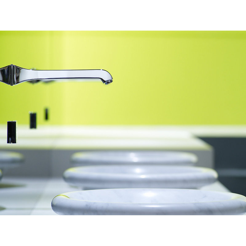 Robinet de lavabo commercial mural Memoirs Stately, avec bec de 20,8 cm et technologie Insight, Chrome poli