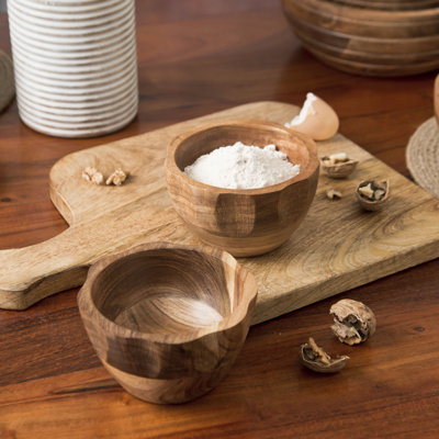 Handcrafted Gravon Acacia Wood Scalloped Bowl Set of 2